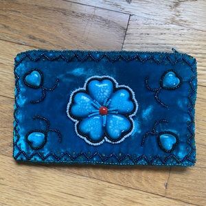 ⭐️HP⭐️Velvet beaded zipper pouch